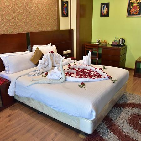 Hotel Ambassador Chocolate Inn Kalyani Luaran gambar