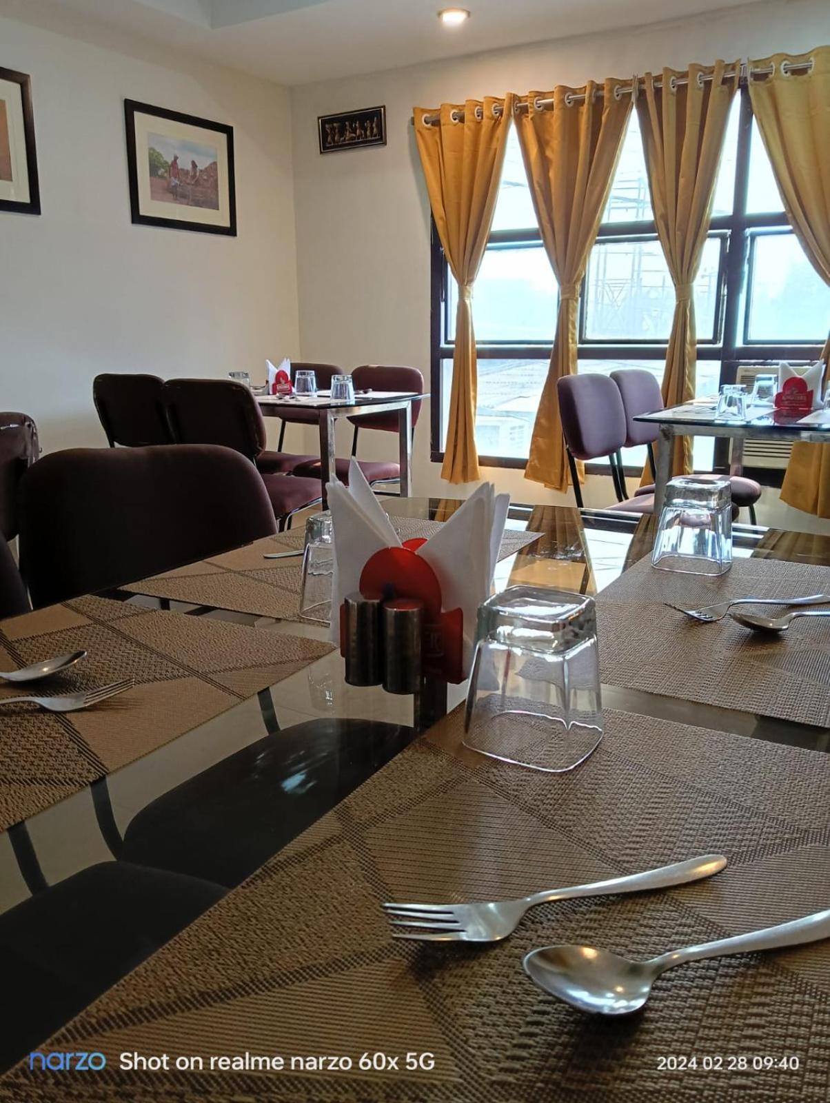 Hotel Ambassador Chocolate Inn Kalyani Luaran gambar