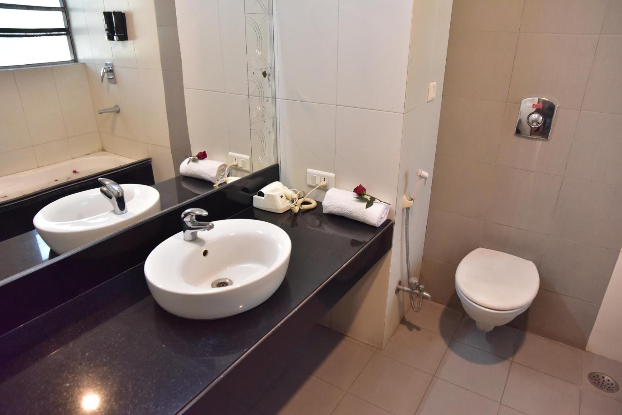 Hotel Ambassador Chocolate Inn Kalyani Luaran gambar